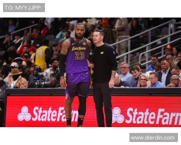 湖人队遭伤病潮：凯斯勒赛季报销、詹姆斯脚踝伤情未明，威斯布鲁克左手骨折