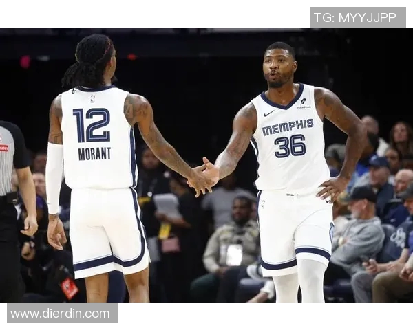 NBA总决赛功臣罗伯特·威廉姆斯的陨落：从凯尔特人到灰熊，膝盖伤势如何摧毁他的职业生涯